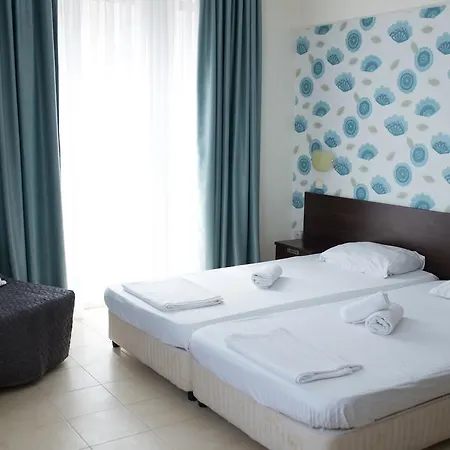 Ema Hotel