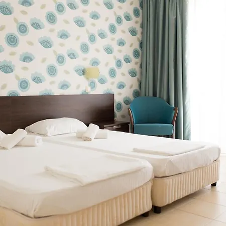 Ema Hotel 3*
